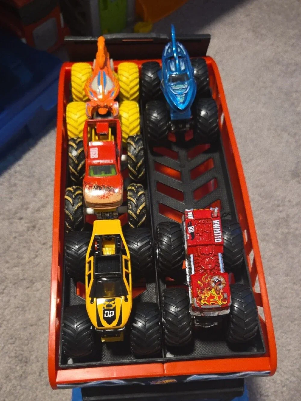Hot Wheels Monster Truck Power Smashers Big Rig
